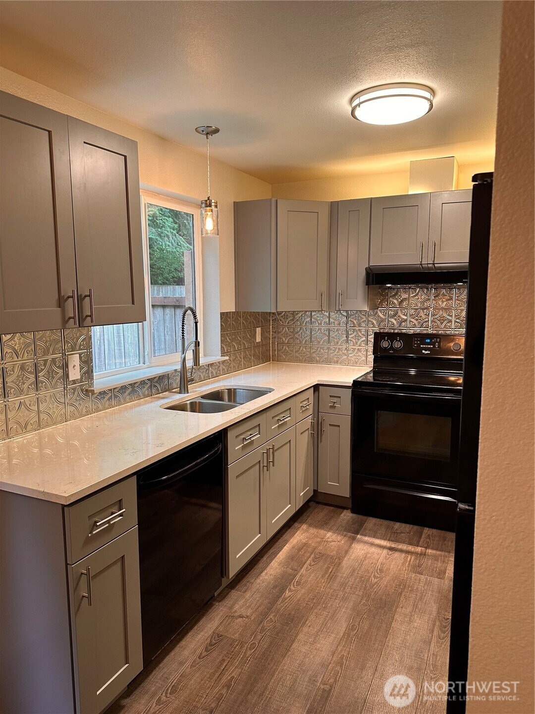 9819 148th Street Ct E, Puyallup, WA 98375