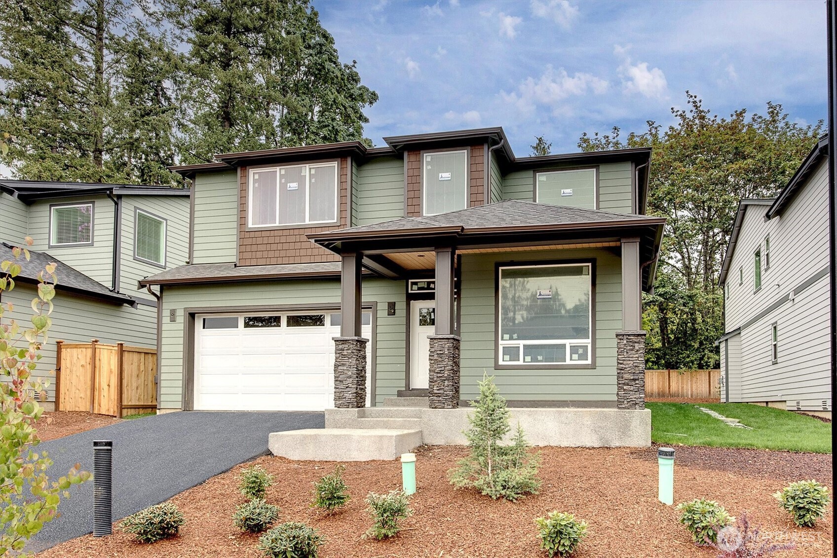 10668 SE 170th Place , Renton, WA 98055