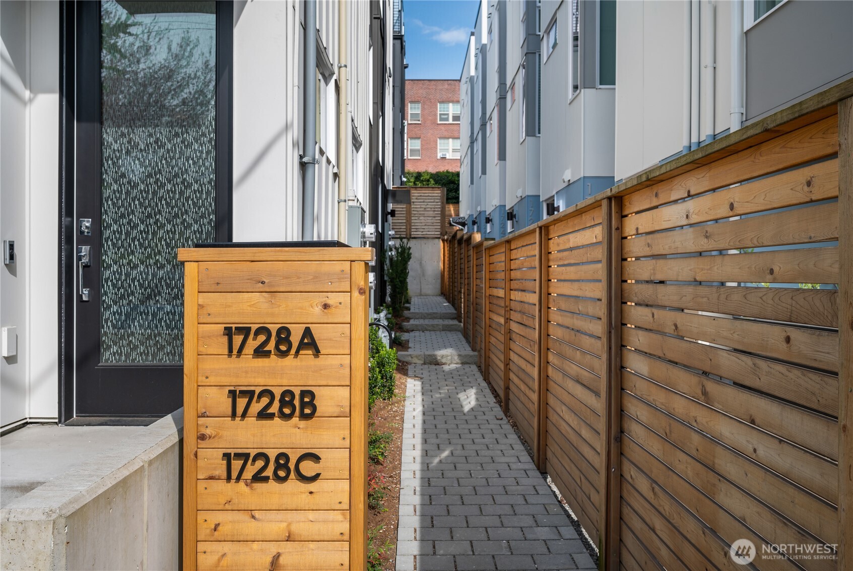 1728 11th Avenue #A, Seattle, WA 98122-2458