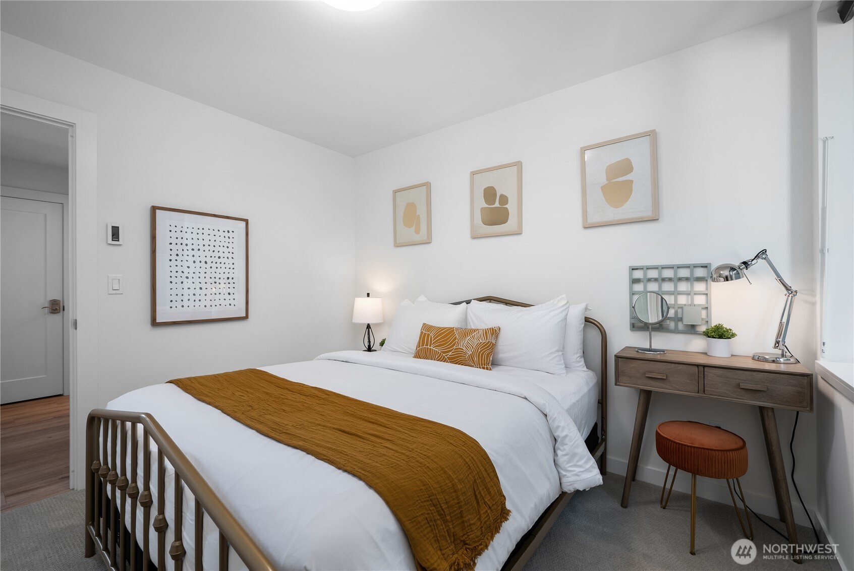 1728 11th Avenue #A, Seattle, WA 98122-2458