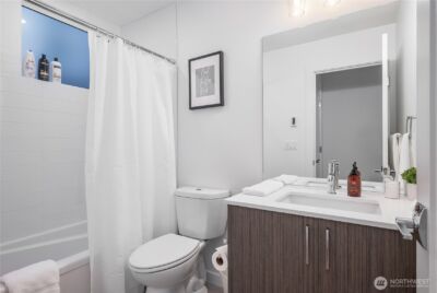 1728 11th Avenue #A, Seattle, WA 98122-2458 - Photo 7