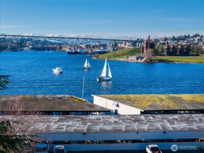 2364 Fairview Avenue E #1, Seattle, WA 98102 - Photo 37