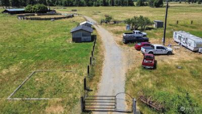 34020 40th Avenue S, Roy, WA 98580-8643 - Photo 2