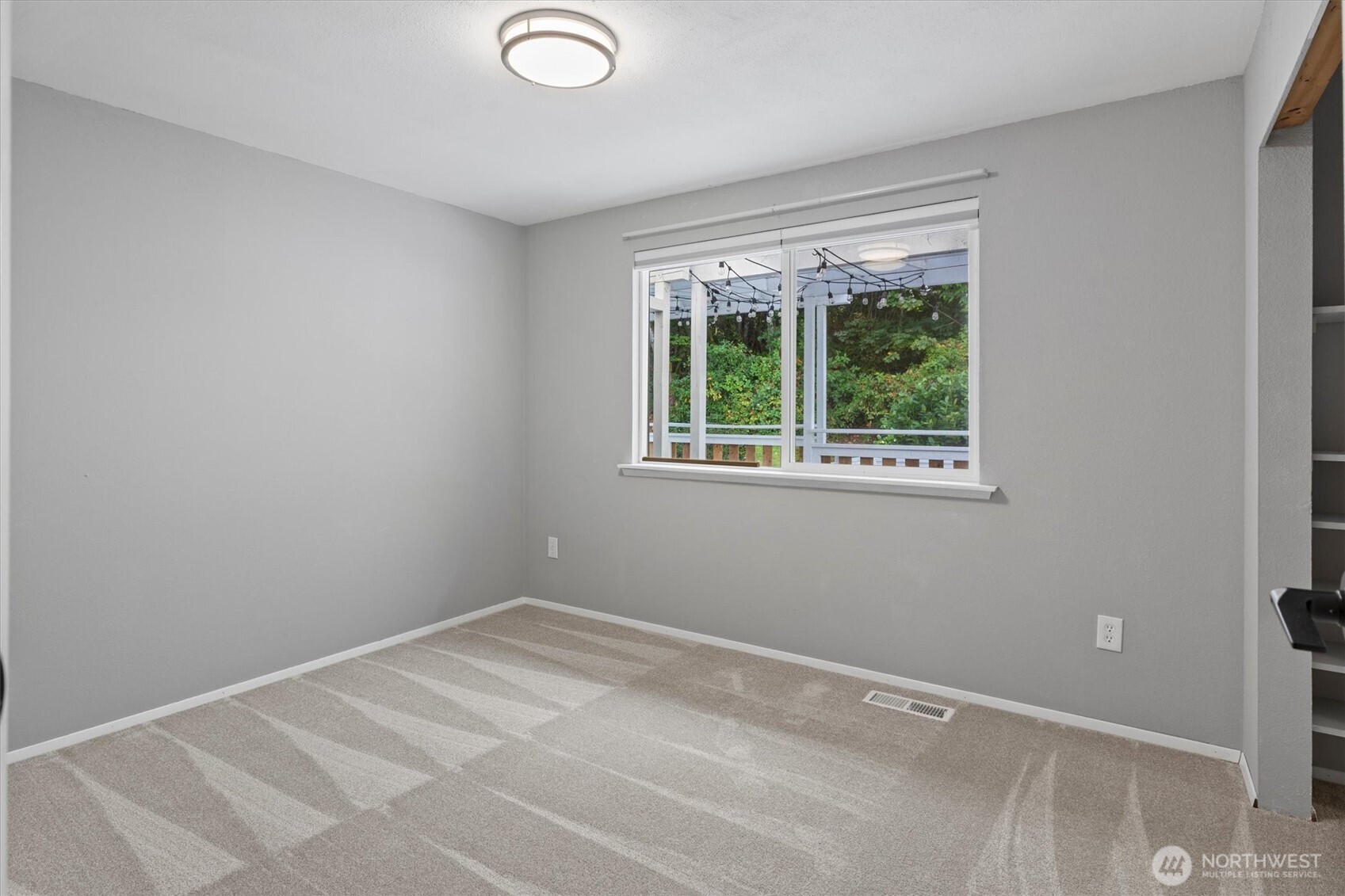 1447 20th Avenue SW, Puyallup, WA 98371