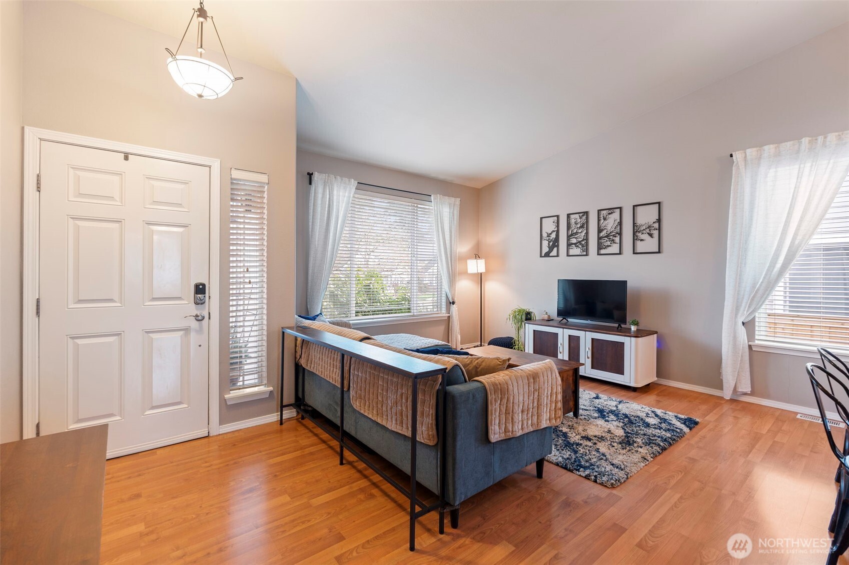 2201 Cooper Crest Street NW, Olympia, WA 98502