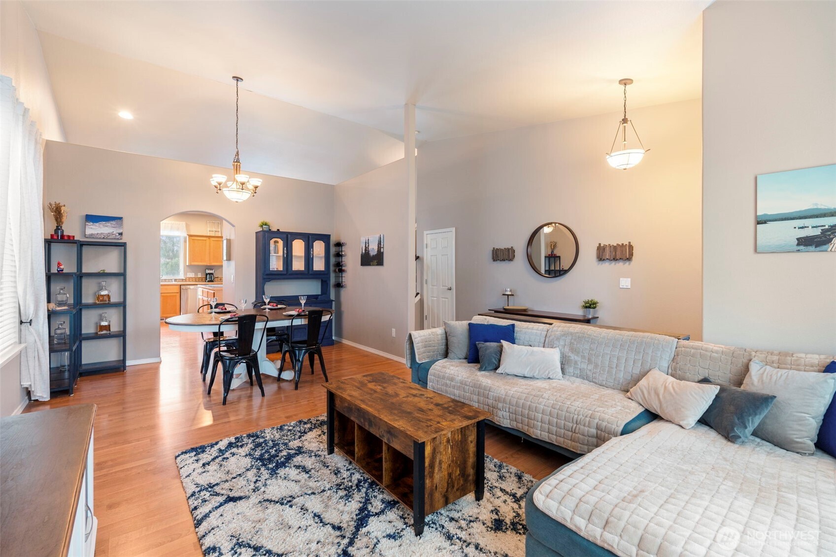 2201 Cooper Crest Street NW, Olympia, WA 98502