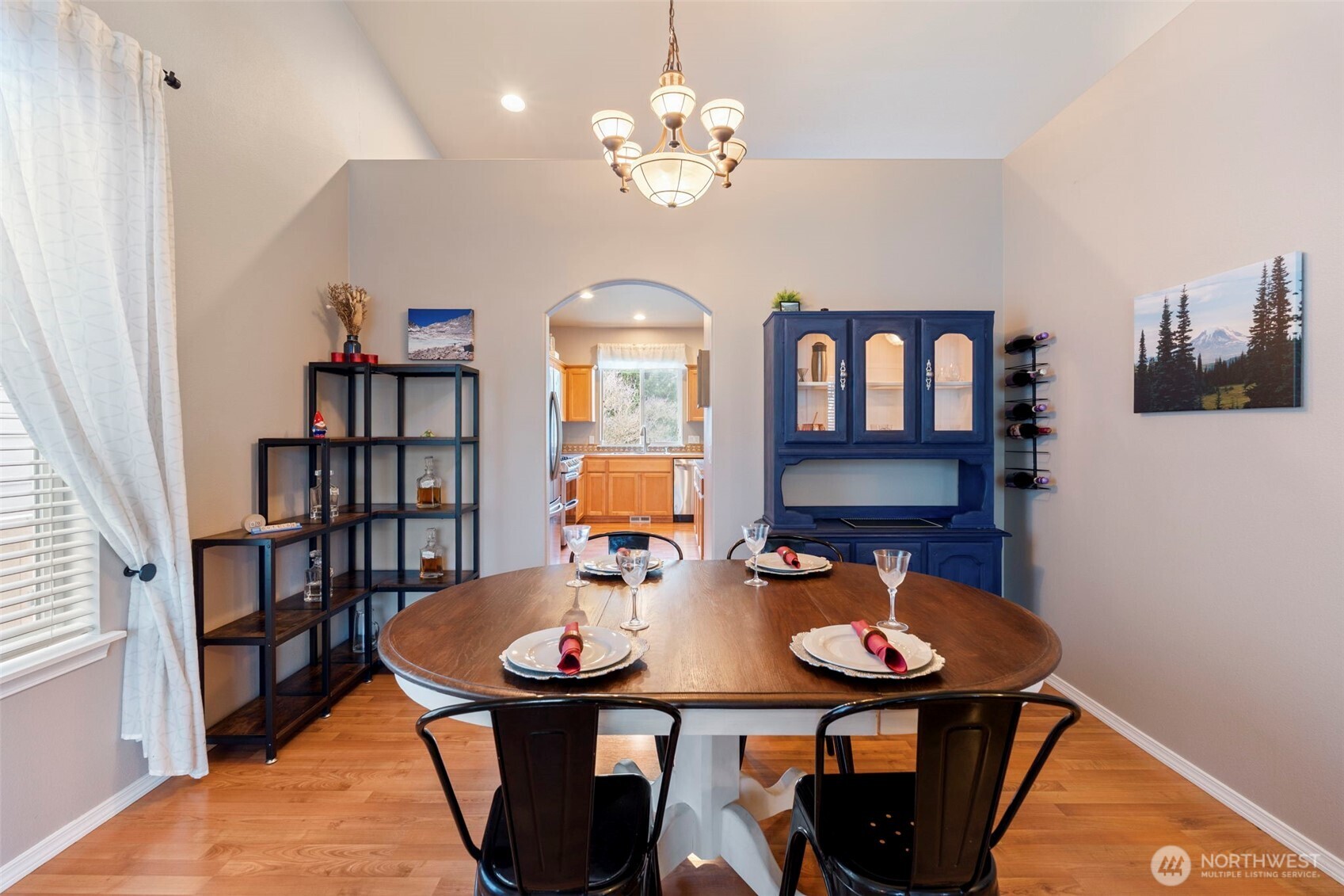 2201 Cooper Crest Street NW, Olympia, WA 98502