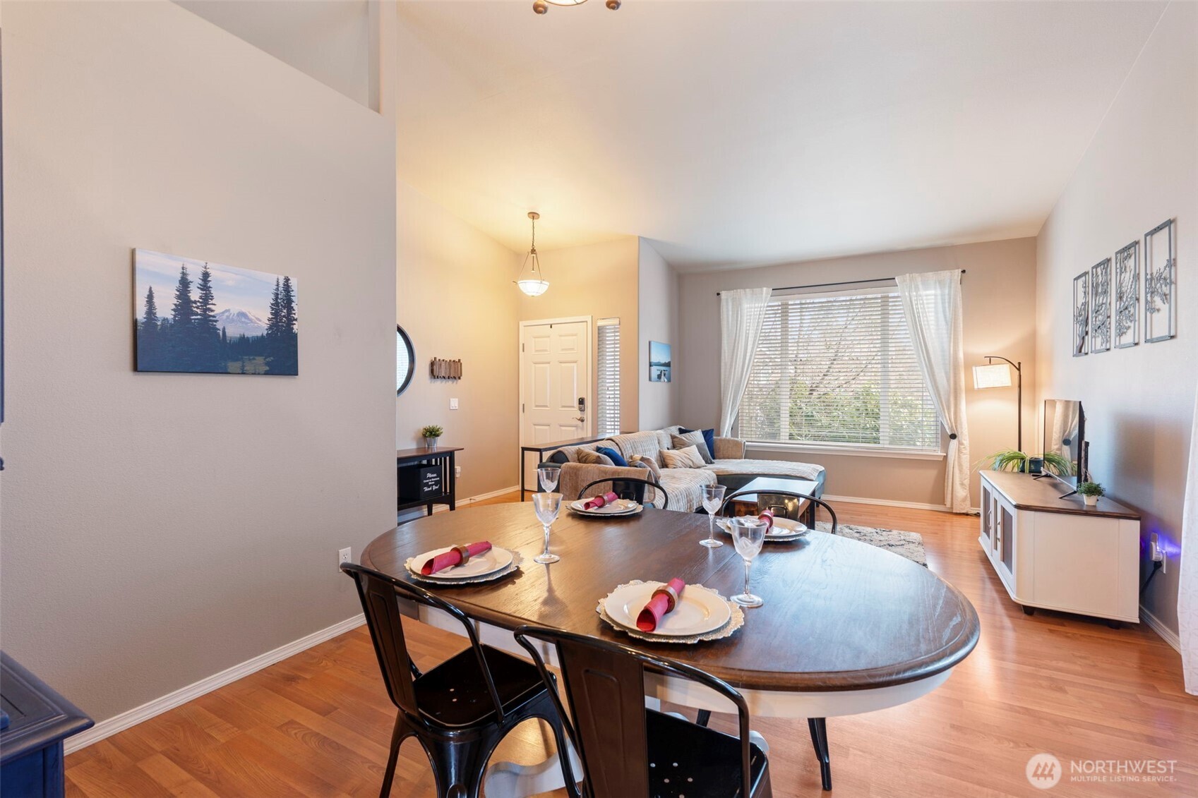 2201 Cooper Crest Street NW, Olympia, WA 98502