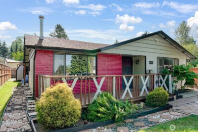 6965 E E Street , Tacoma, WA 98404