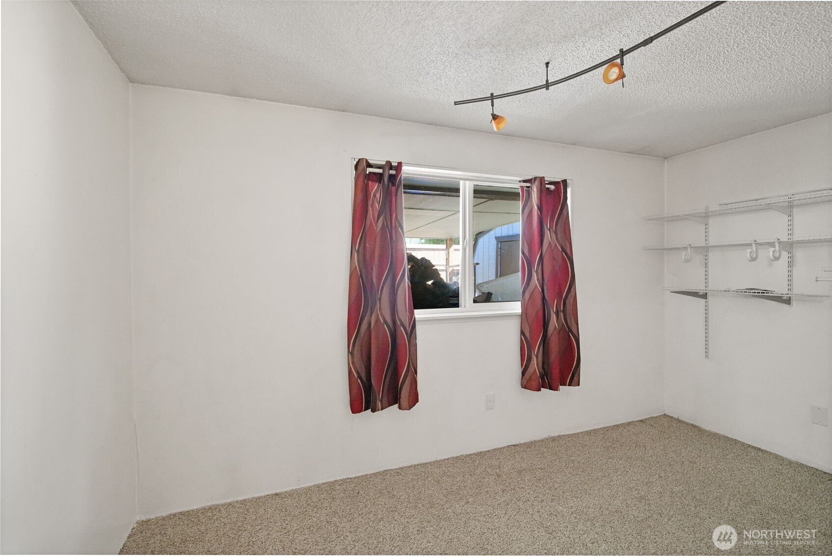 6965 E E Street , Tacoma, WA 98404