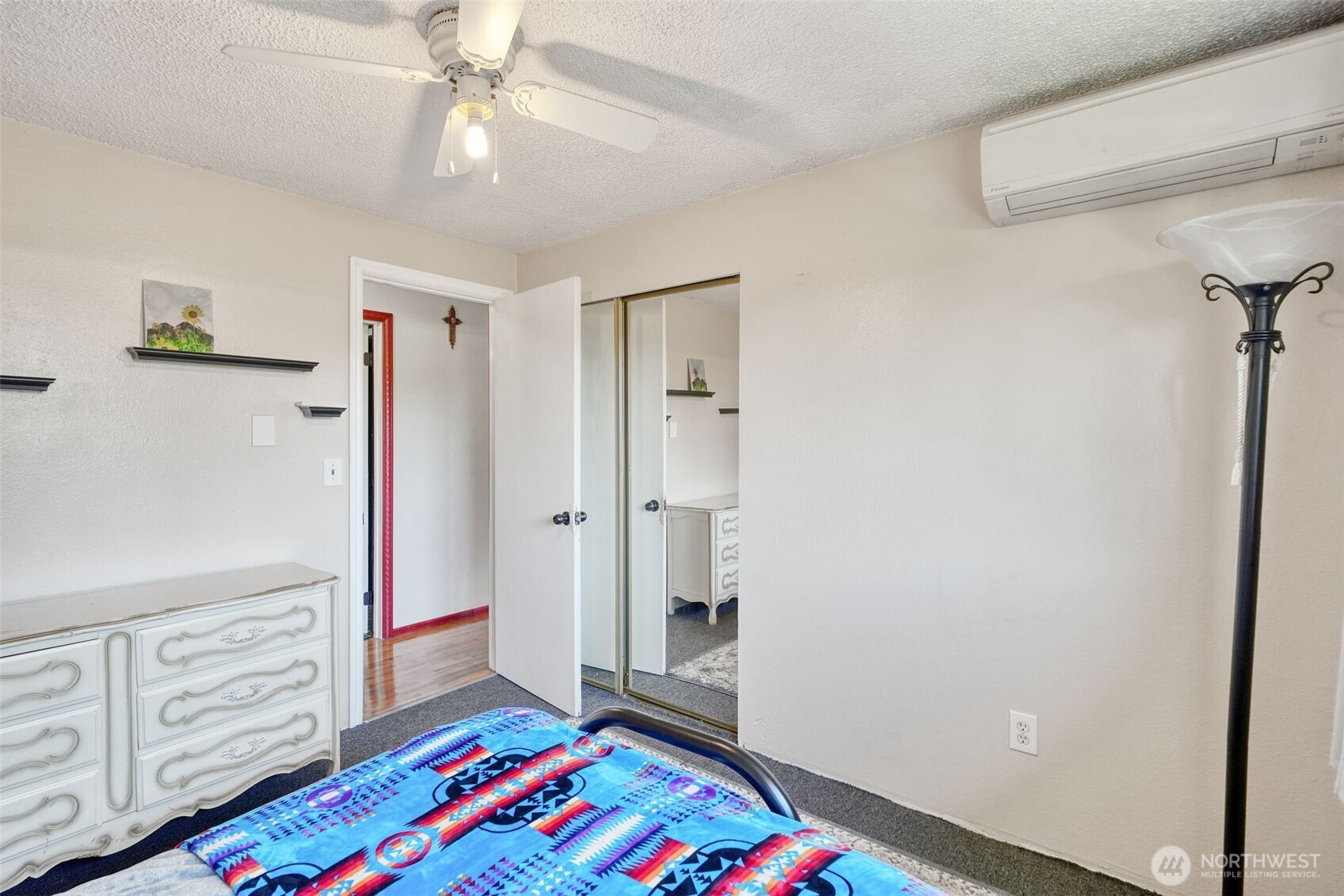 6965 E E Street , Tacoma, WA 98404