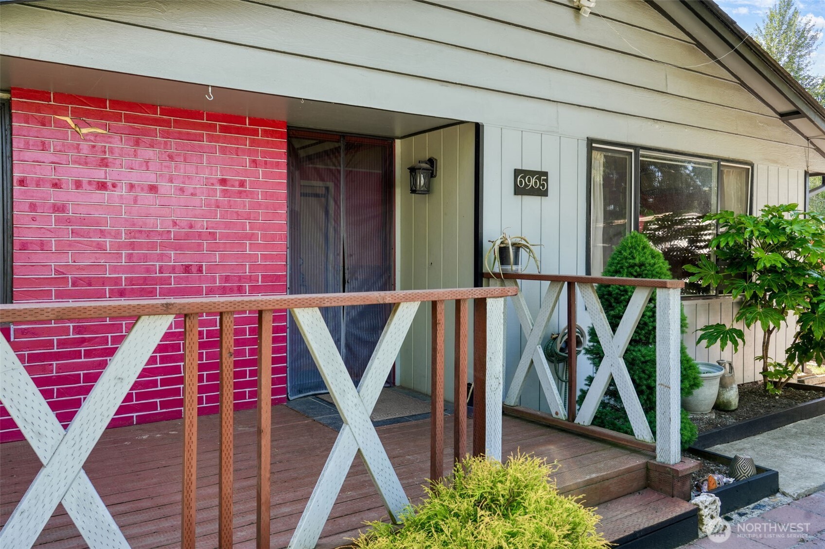 6965 E E Street , Tacoma, WA 98404