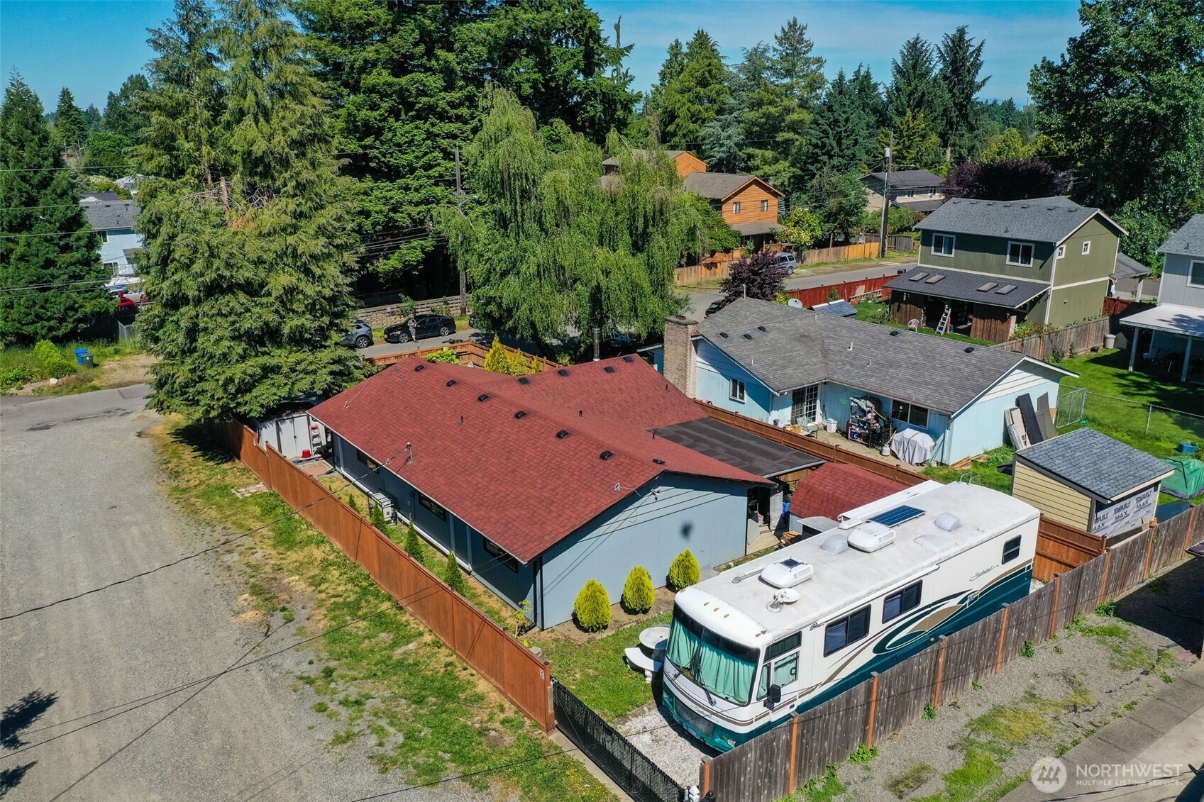 6965 E E Street , Tacoma, WA 98404