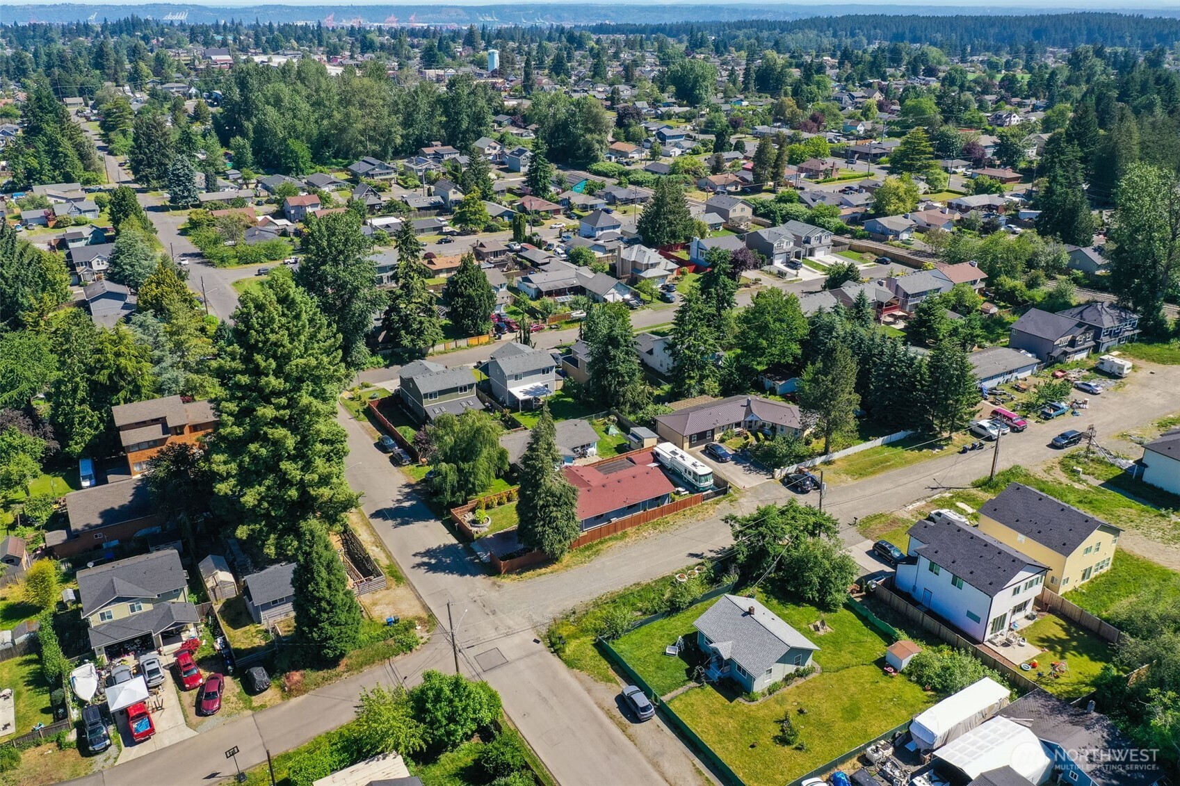 6965 E E Street , Tacoma, WA 98404