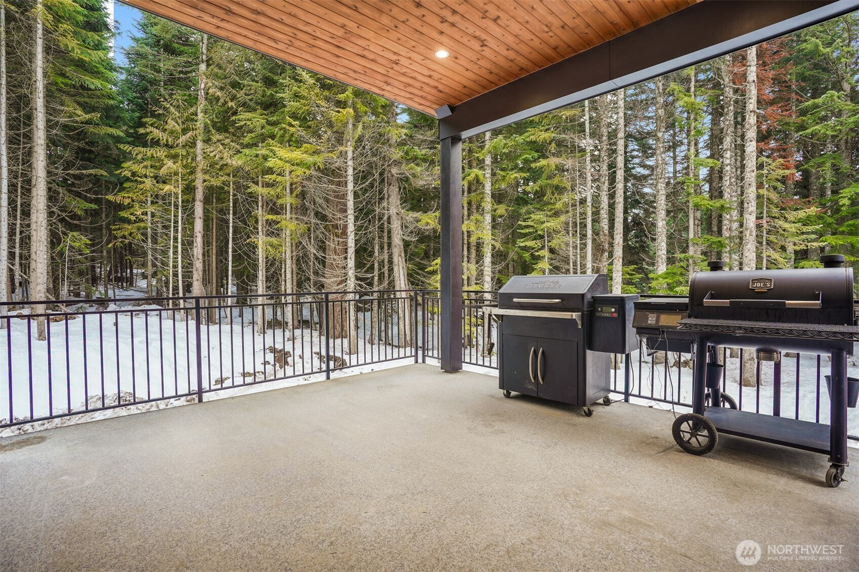 31 Kendall PL , Snoqualmie Pass, WA 98068