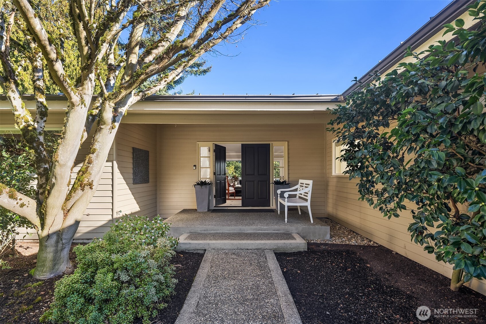 2414 79th Avenue NE, Medina, WA 98039