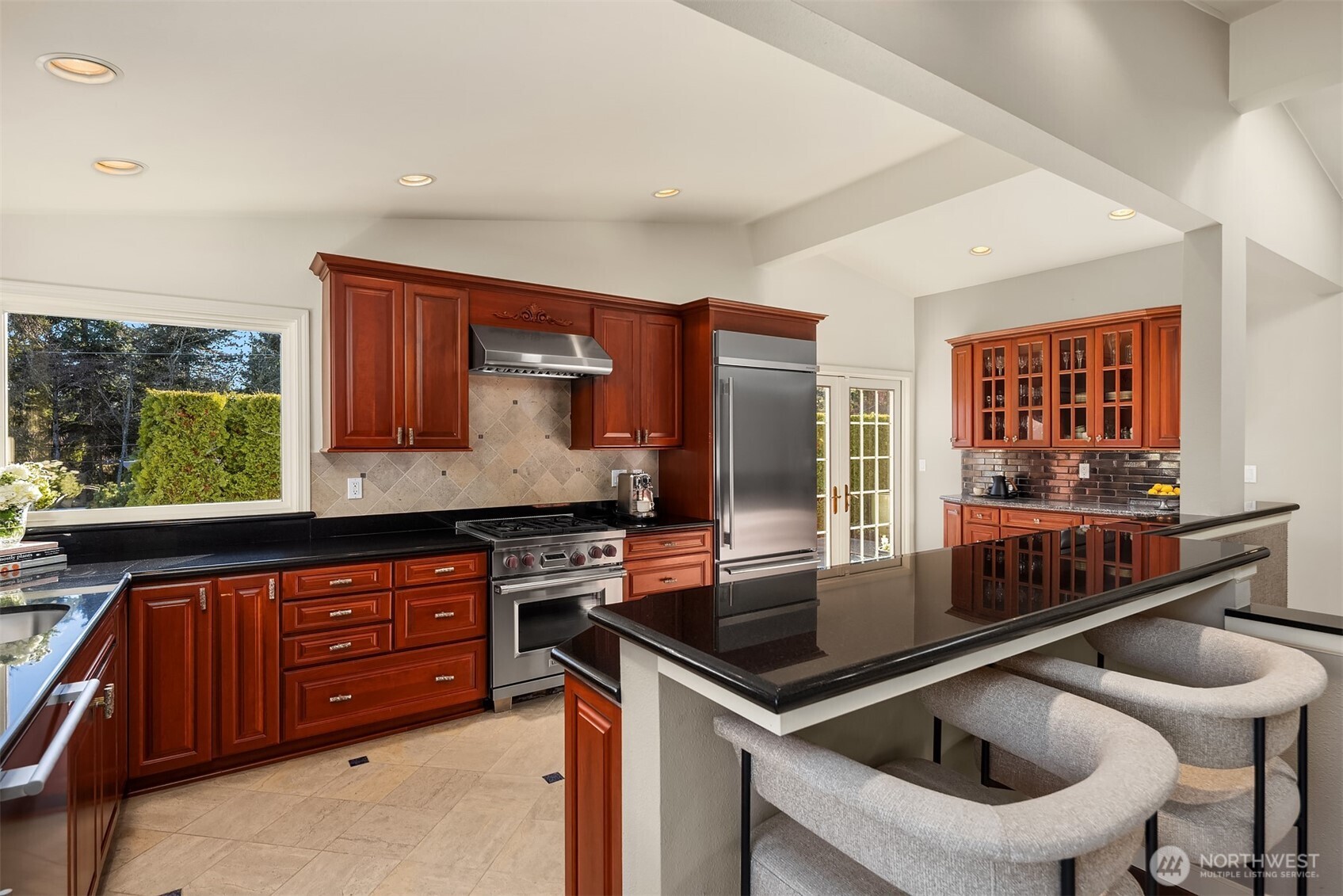 2414 79th Avenue NE, Medina, WA 98039