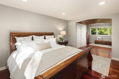 2414 79th Avenue NE, Medina, WA 98039 - Photo 20