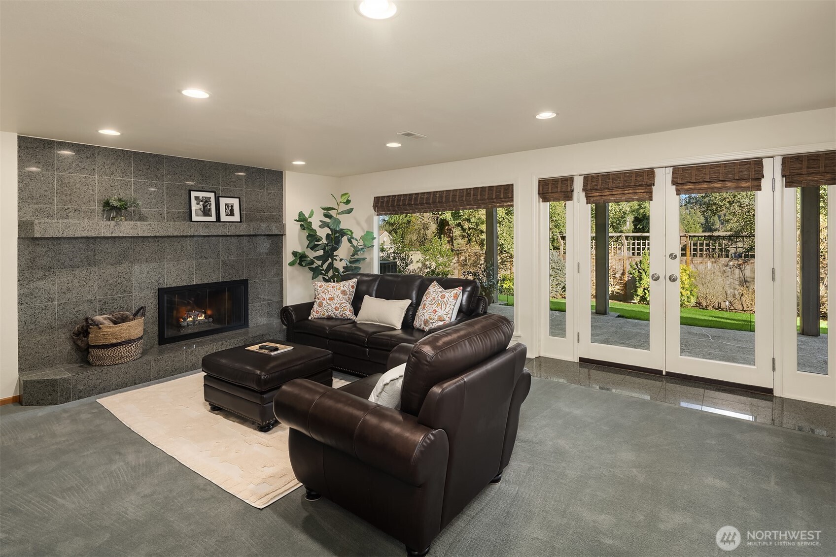 2414 79th Avenue NE, Medina, WA 98039