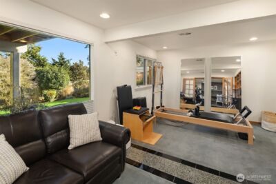 2414 79th Avenue NE, Medina, WA 98039 - Photo 29