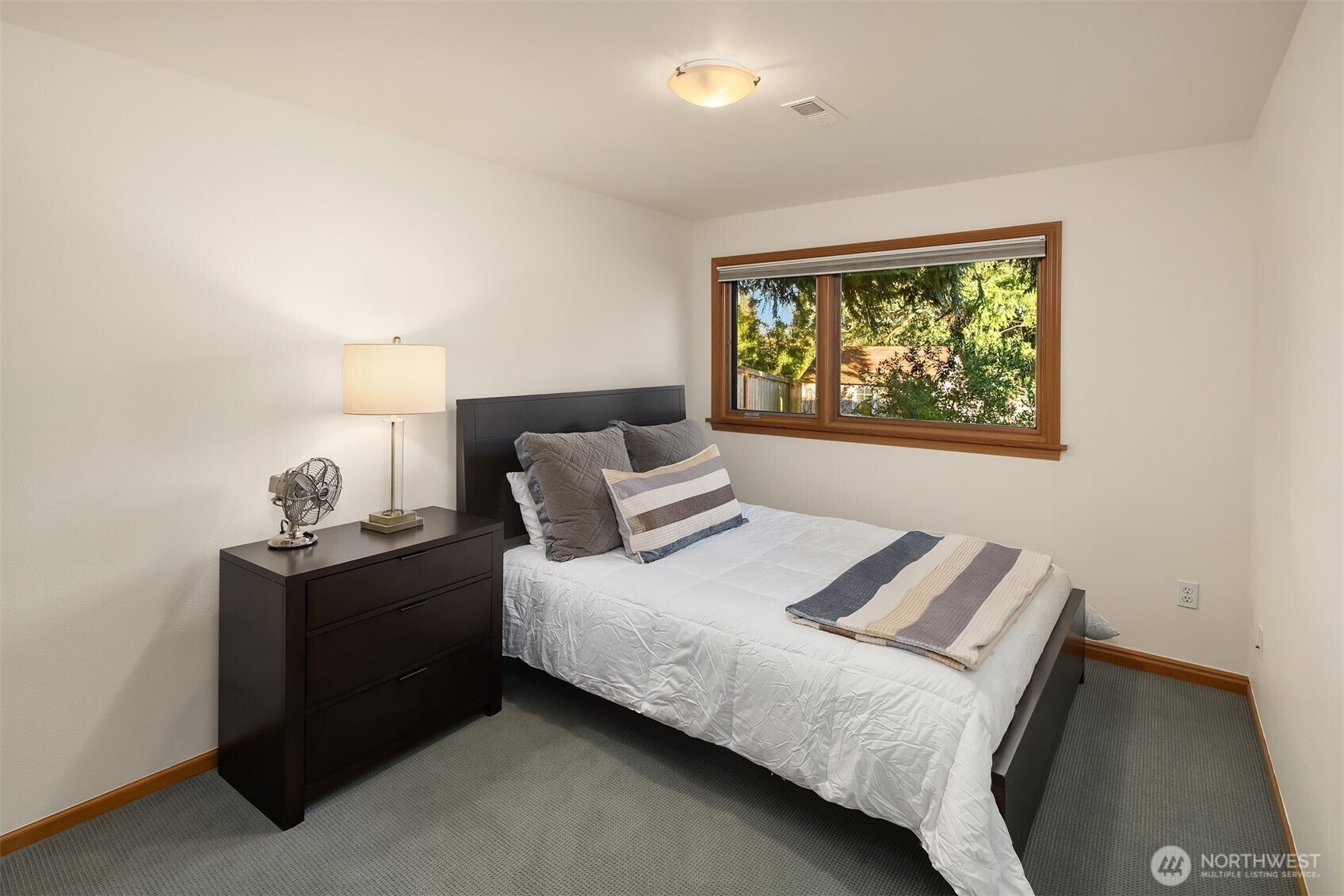 2414 79th Avenue NE, Medina, WA 98039