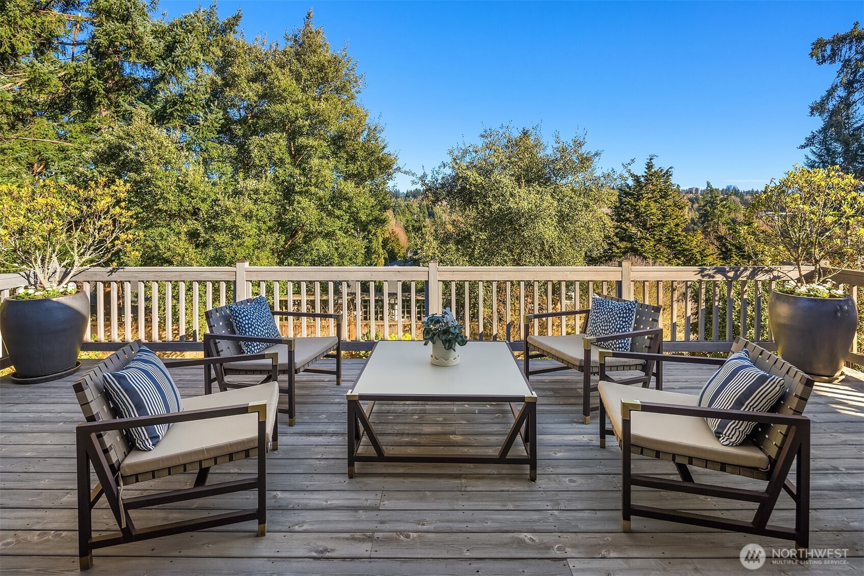 2414 79th Avenue NE, Medina, WA 98039