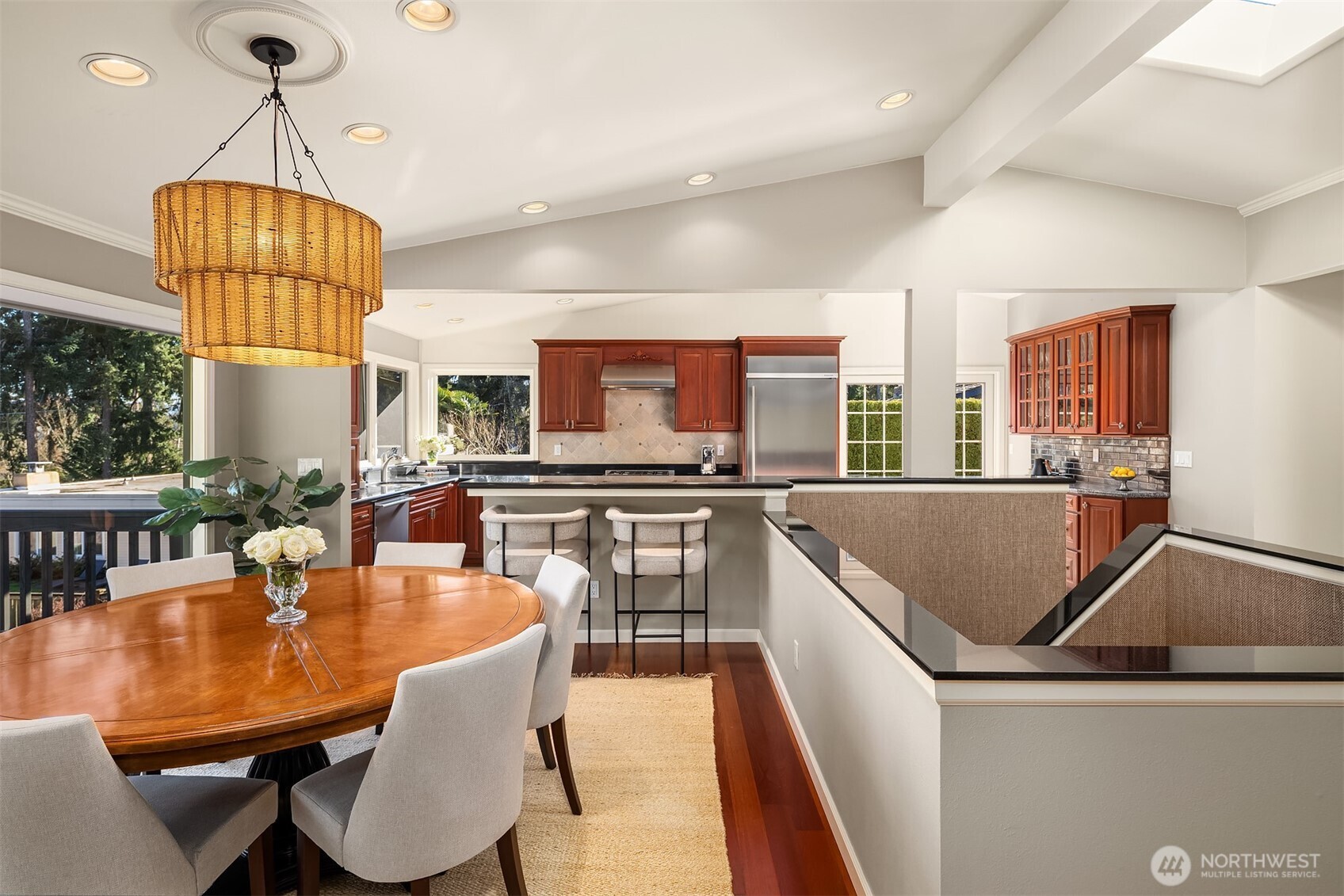 2414 79th Avenue NE, Medina, WA 98039