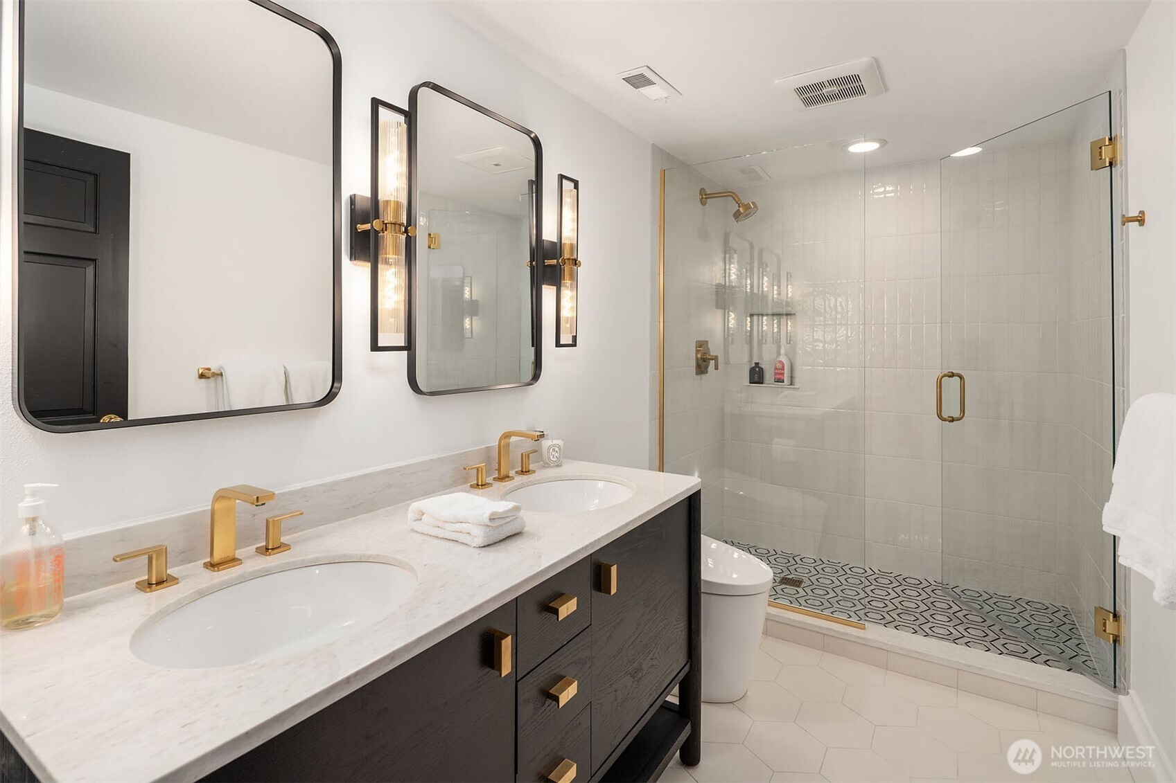 1601 Evergreen Point Road , Medina, WA 98039