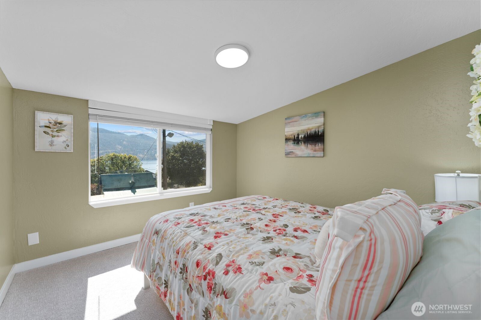 703 Boetzkes Avenue , Manson, WA 98831-9219