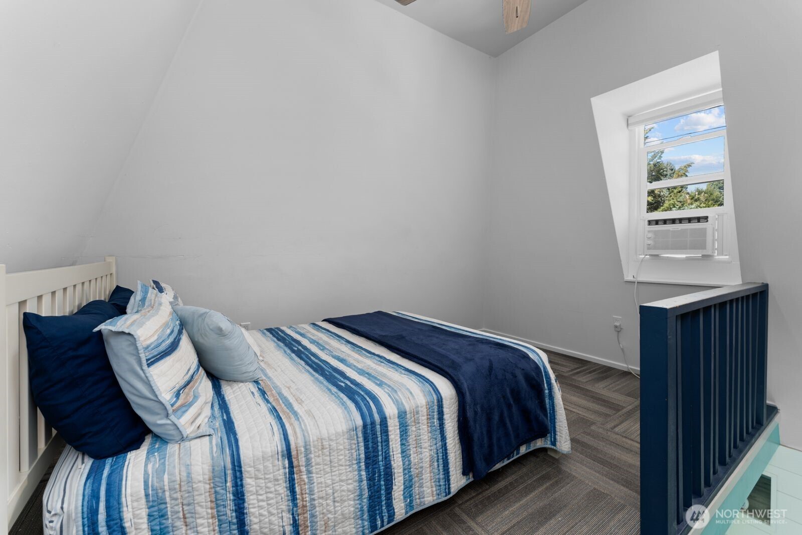 703 Boetzkes Avenue , Manson, WA 98831-9219