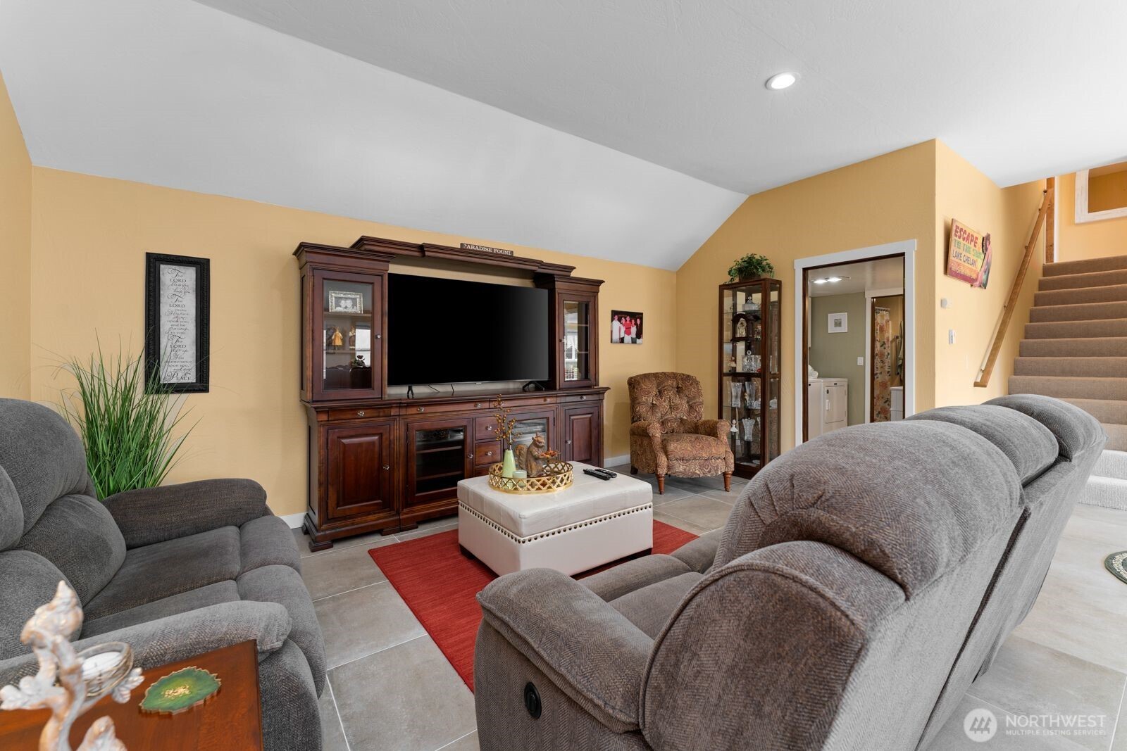 703 Boetzkes Avenue , Manson, WA 98831-9219