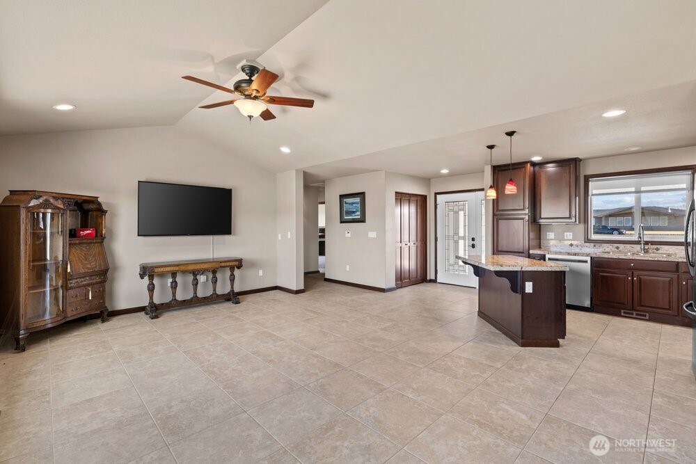 206 Moon River View SW, Mattawa, WA 99349