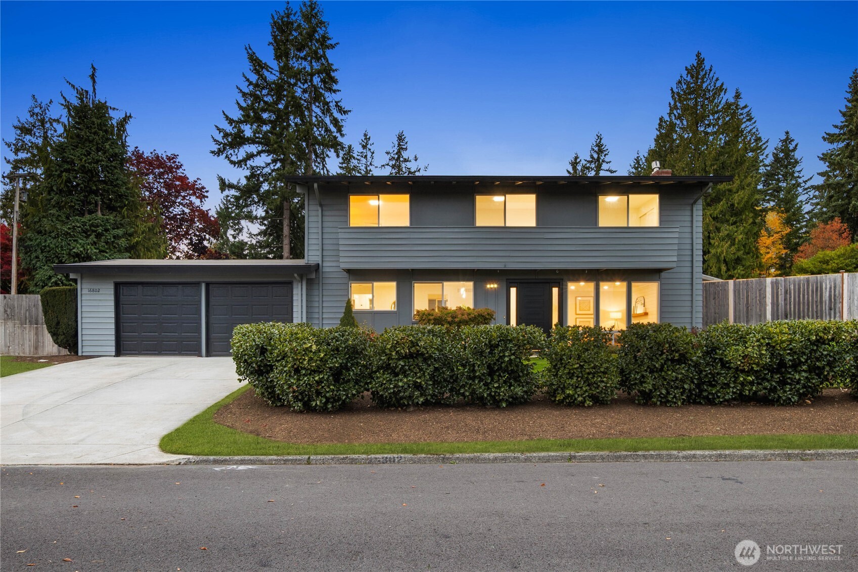 16802 NE 6th Place , Bellevue, WA 98008
