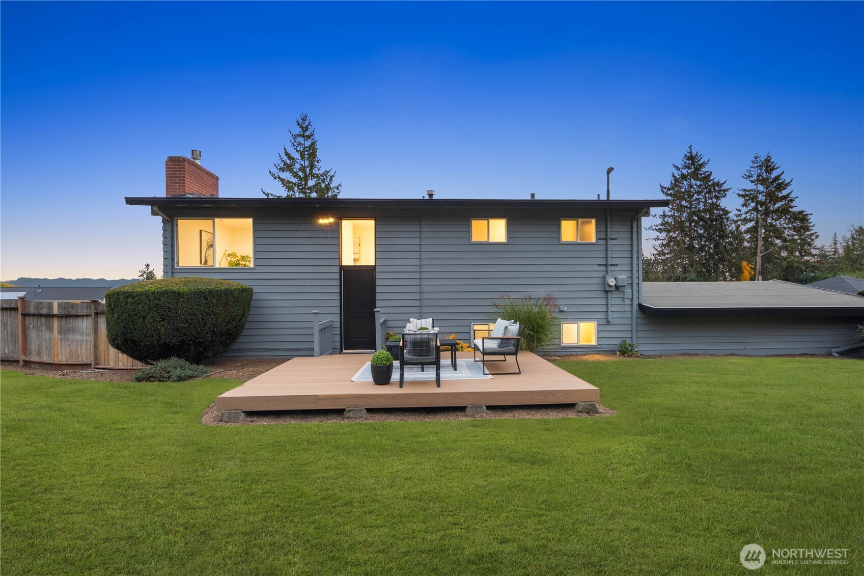 16802 NE 6th Place , Bellevue, WA 98008