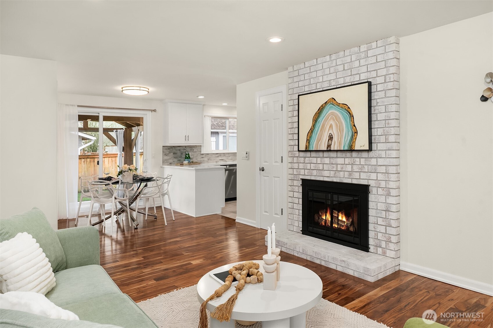 6203 144th Avenue NE, Redmond, WA 98052