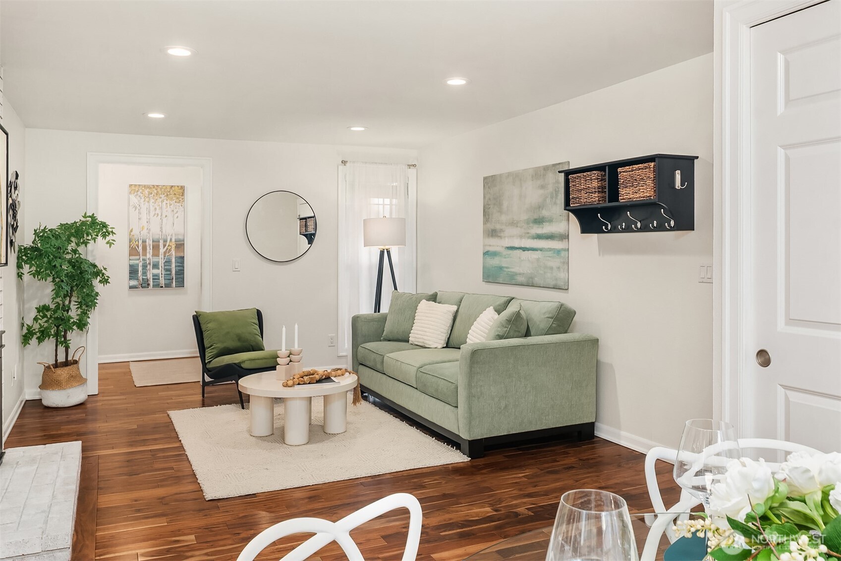 6203 144th Avenue NE, Redmond, WA 98052