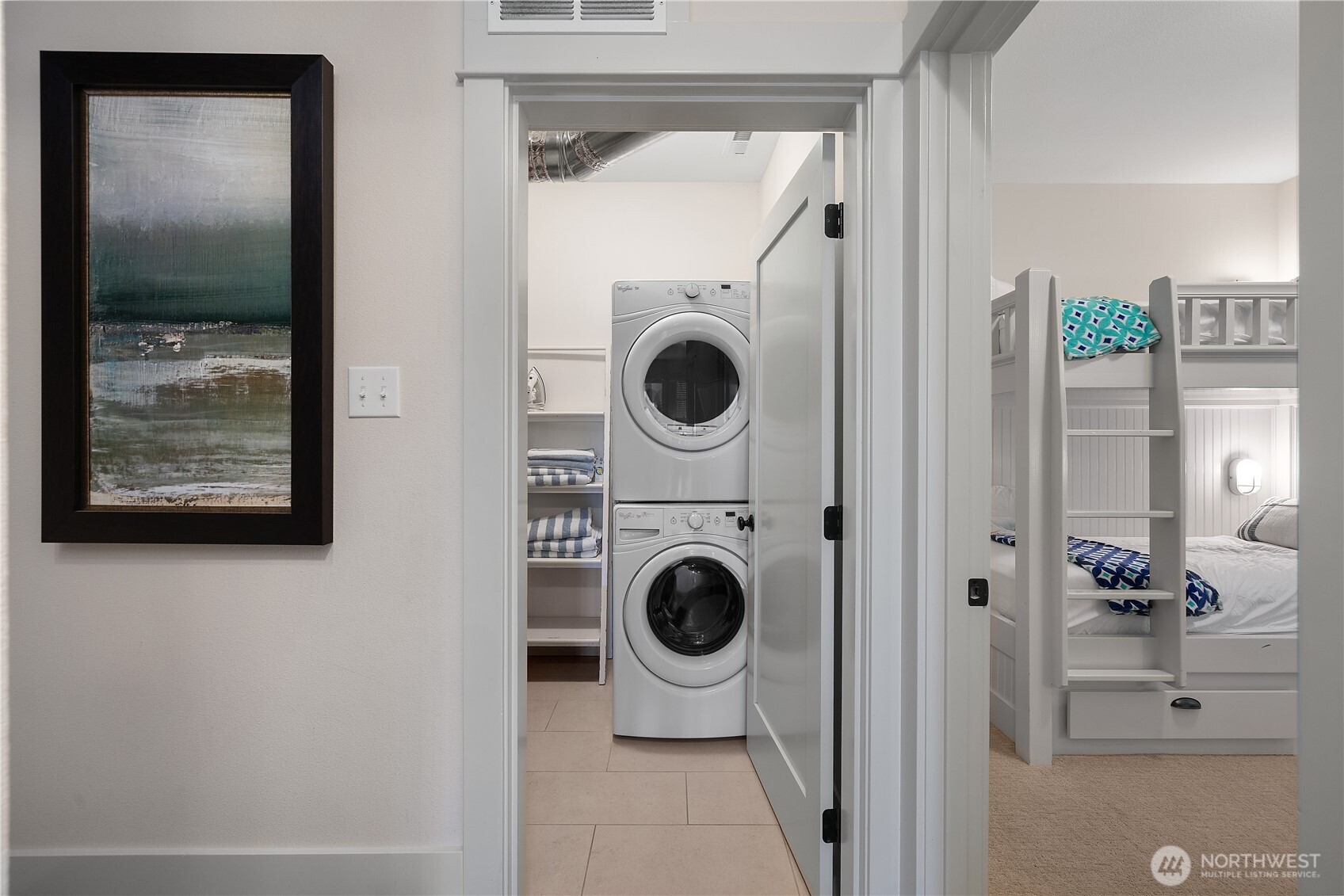 34 Seaside Lane , Pacific Beach, WA 98571