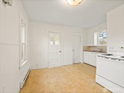 1929 11th Street , Bremerton, WA 98337 - Photo 18