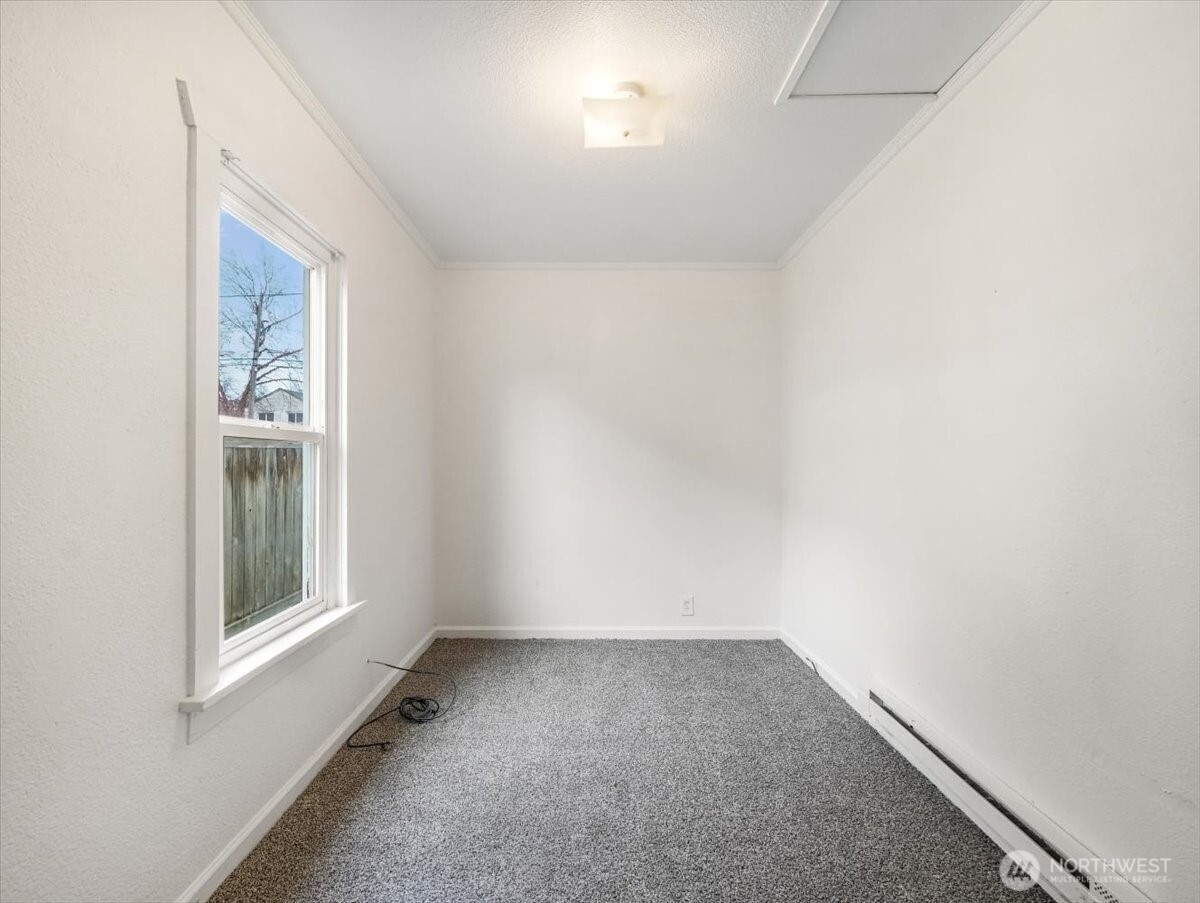 1929 11th Street , Bremerton, WA 98337