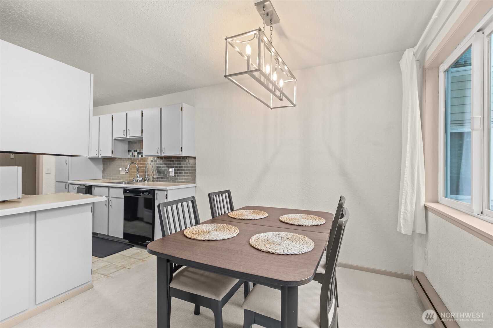 706 136th Place NE #C2, Bellevue, WA 98005