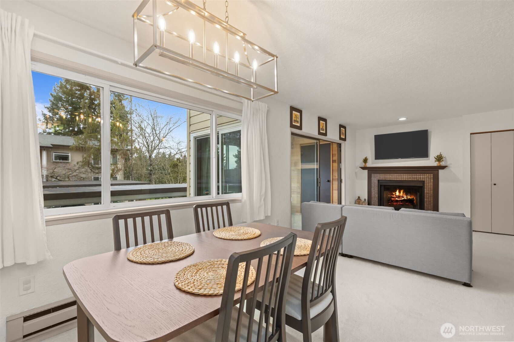 706 136th Place NE #C2, Bellevue, WA 98005