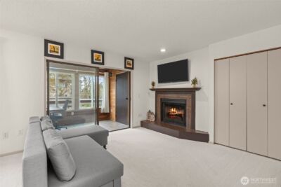706 136th Place NE #C2, Bellevue, WA 98005 - Photo 4