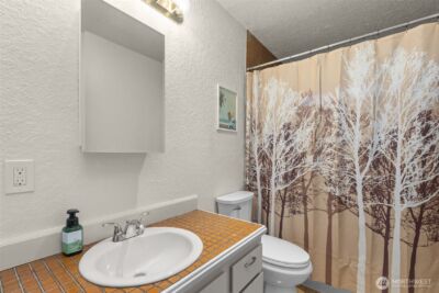 706 136th Place NE #C2, Bellevue, WA 98005 - Photo 9