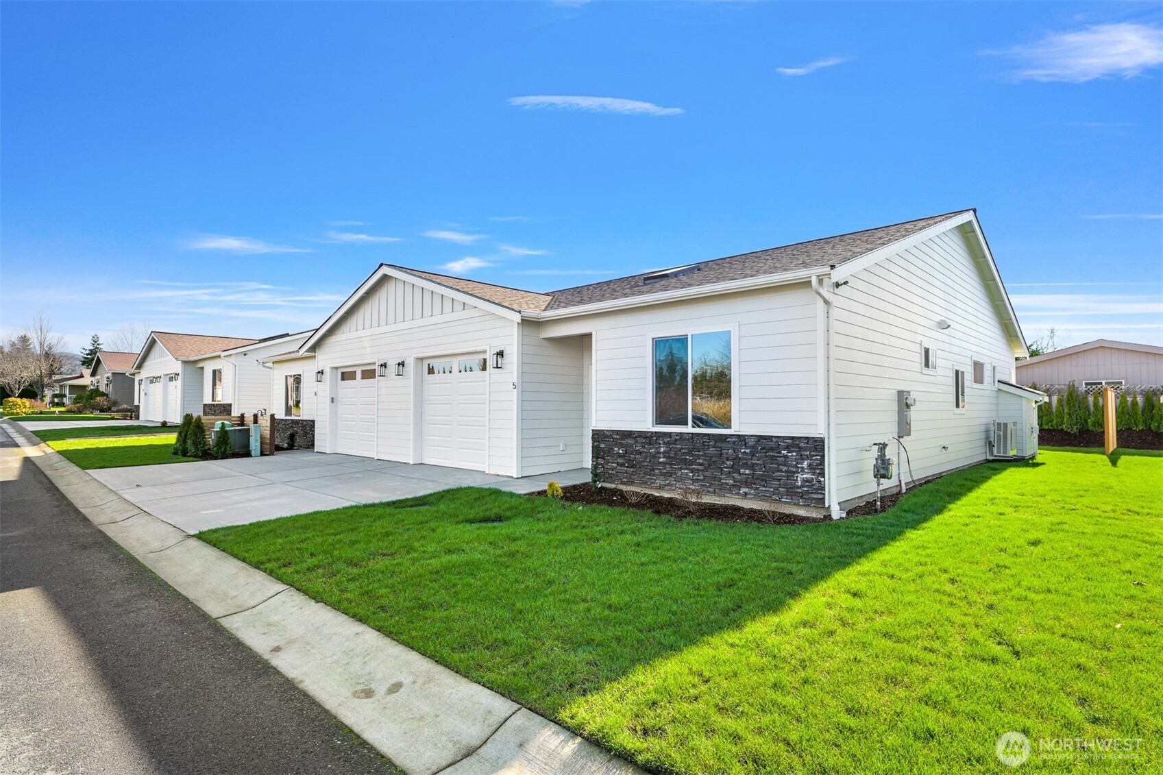 3993 Gentlebrook Lane #5, Bellingham, WA 98226