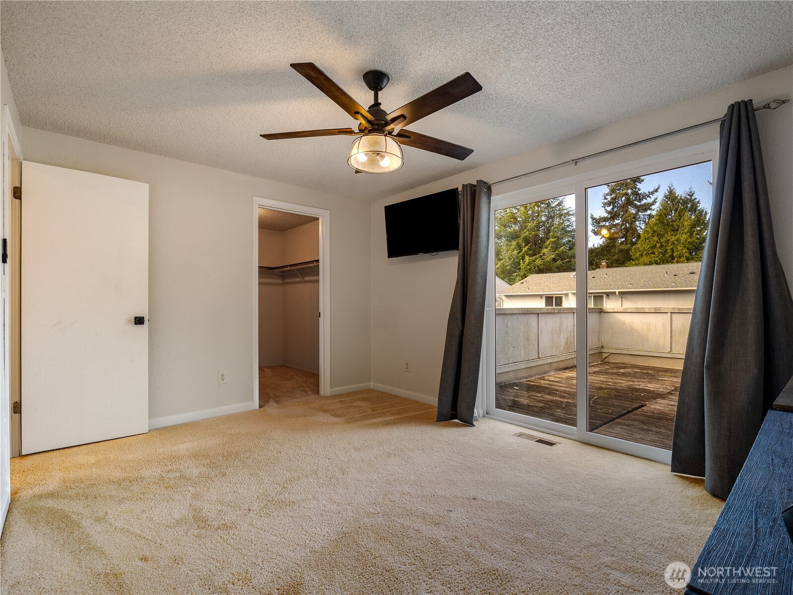 5531 Bridgeport Way W #B, University Place, WA 98467