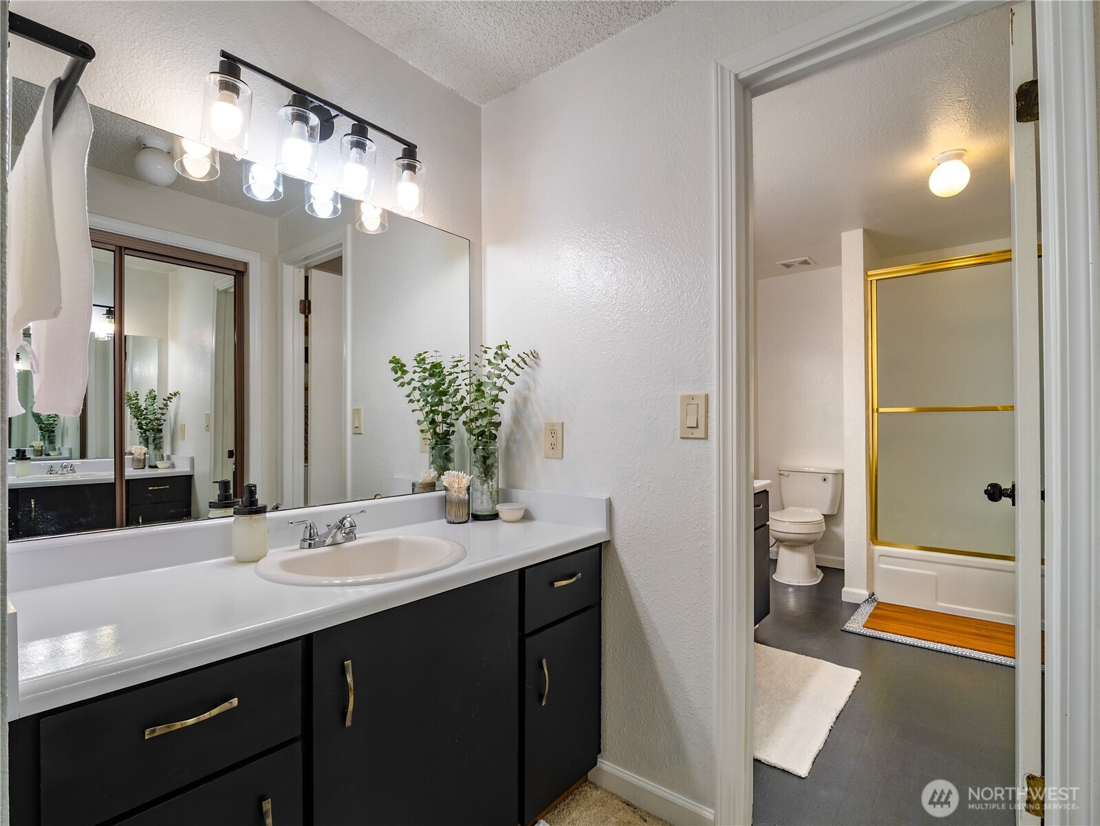 5531 Bridgeport Way W #B, University Place, WA 98467