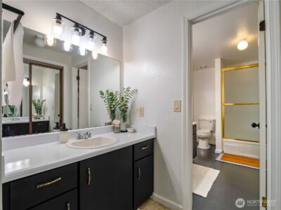 5531 Bridgeport Way W #B, University Place, WA 98467 - Photo 18