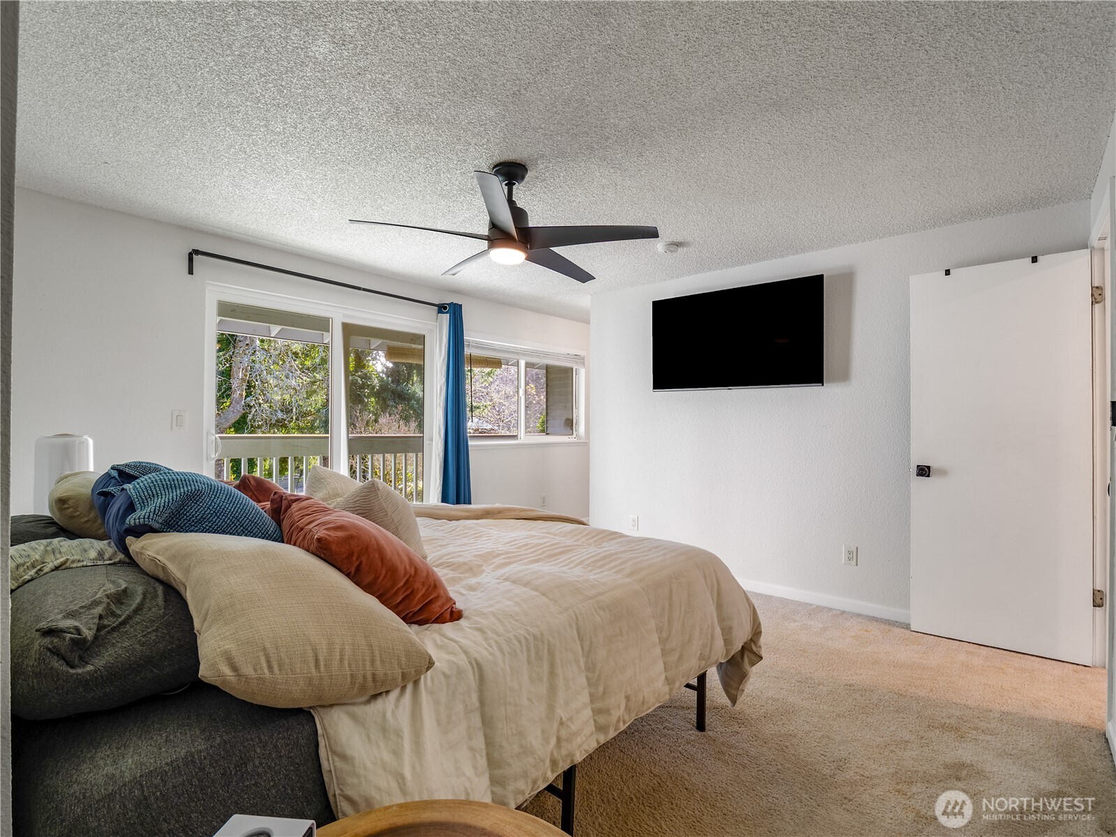 5531 Bridgeport Way W #B, University Place, WA 98467