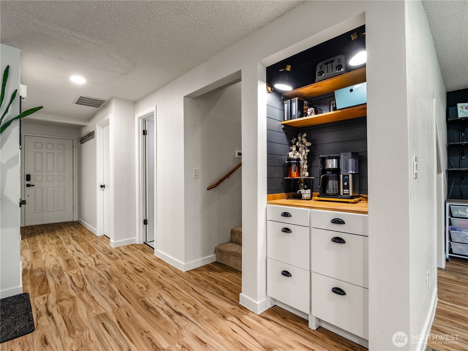 5531 Bridgeport Way W #B, University Place, WA 98467