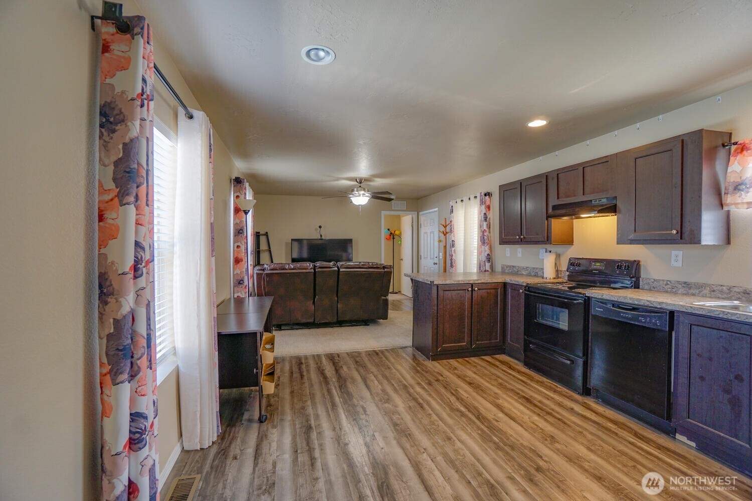 300 SW 7th Avenue #211, Battle Ground, WA 98604